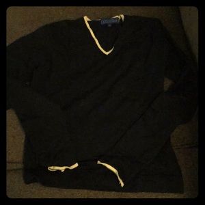 Light v-neck sweater